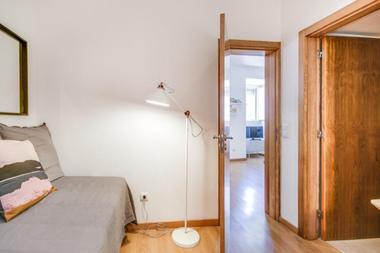 Guestready - Cream And Wood Stay In Alcantara Lisboa Eksteriør bilde